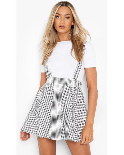 Boohoo Dogtooth Check Pinafore Skirt - White