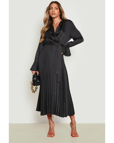 Boohoo Satin Pleated Midaxi Dress - Black