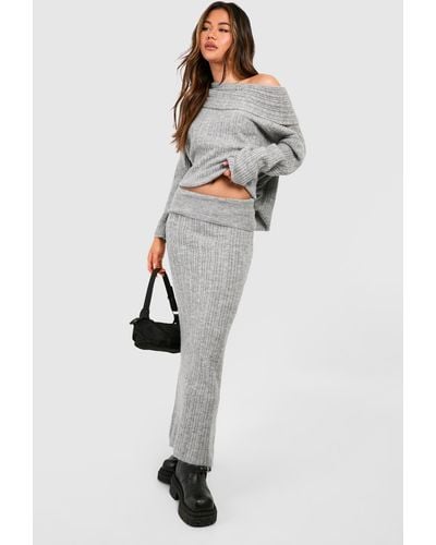 Boohoo Off The Shoulder Jumper And Maxi Skirt Knitted Set - Grey