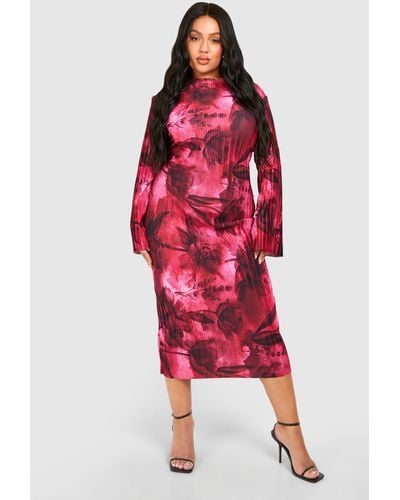 Boohoo Plus Plisse Floral Print Flare Sleeve Midaxi Dress - Red