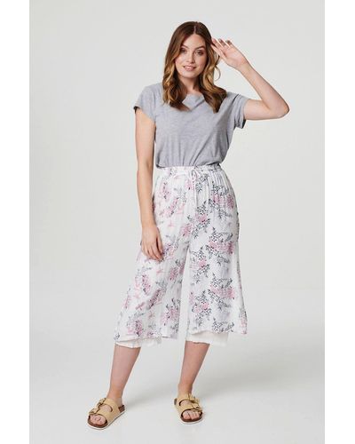 Izabel London Floral Wide Leg Cropped Trousers - Pink