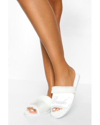 Boohoo The Bride Slippers With Bag - White