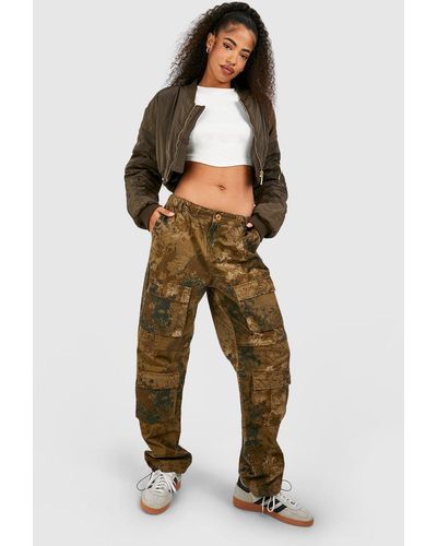 Boohoo Camouflage Multi Pocket Relaxed Fit Cargo Trousers - Green