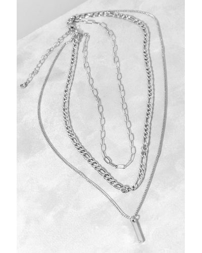 Boohoo Polished Bar Drop Charm Multilayer Chain Necklace - Grey