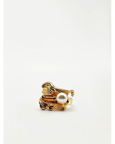 SVNX Chunky Gold Ring With Pearl Detail - White