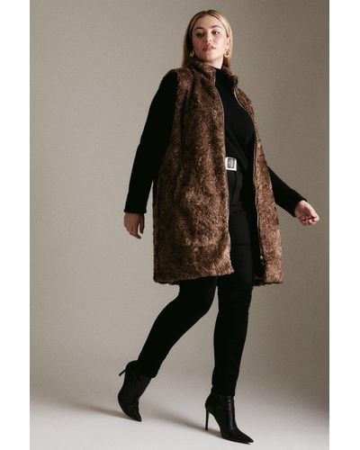 Karen Millen Plus Size Textured Faux Fur Long Gilet - Brown