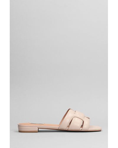 Bibi Lou Holly Flats In Powder Leather - Pink