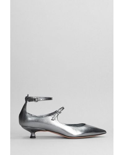 Marc Ellis Pumps In Silver Leather - White