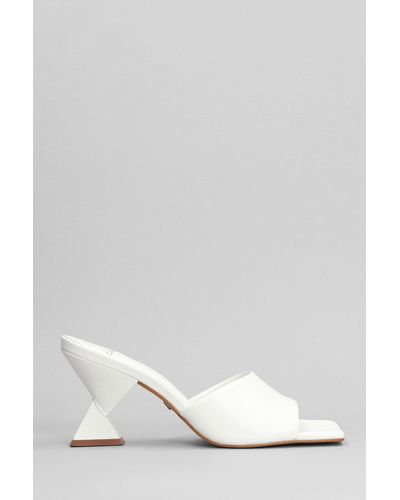 Carrano Slipper-mule In White Leather
