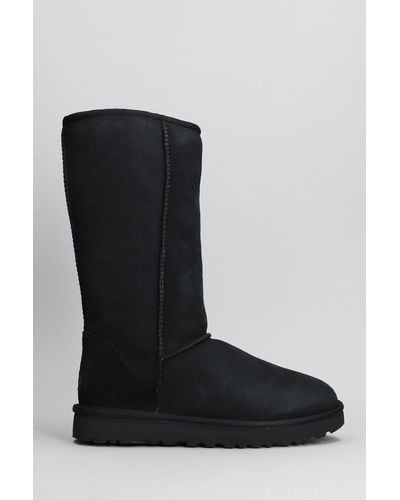 UGG Classic Tall Ii Low Heels Boots In Black Suede
