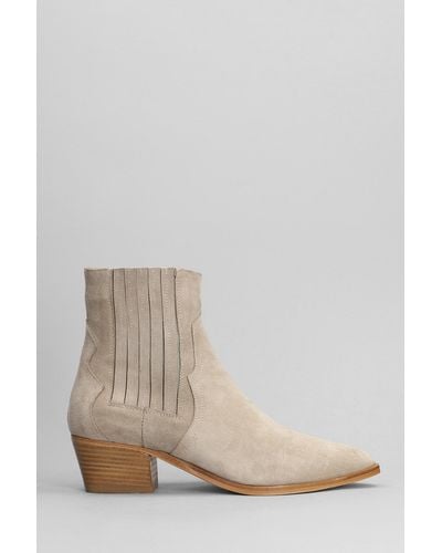 Julie Dee Texan Ankle Boots In Beige Suede - Natural