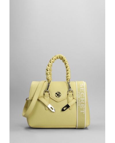 Secret Pon-pon Quiny Small Shoulder Bag In Yellow Leather - Metallic