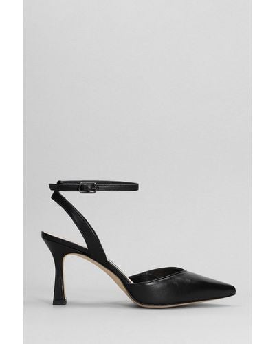 Julie Dee Pumps In Black Leather - White