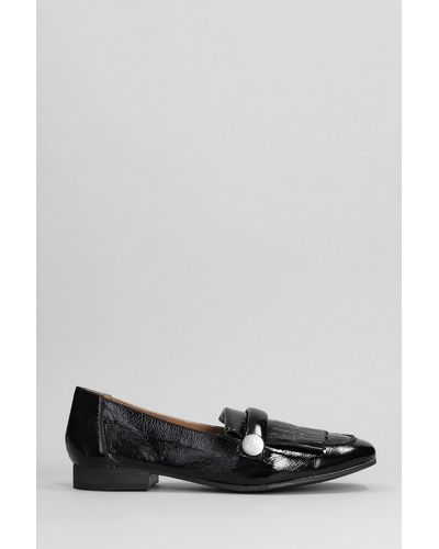Carmens Mox Fringe Loafers In Black Leather - Gray