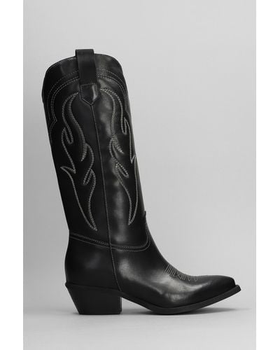 GISÉL MOIRÉ Dominga Texan Boots In Black Leather