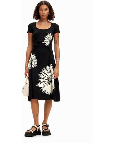 Desigual Short-sleeved Midi Dress With Neckline And Daisies. - Black