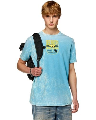 DIESEL Acid-wash T-shirt With Crest Logo Print - Blue
