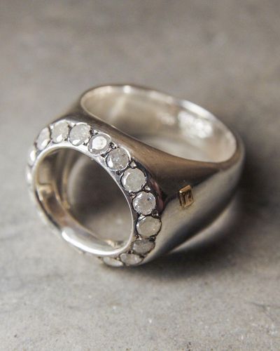 Rosa Maria Heyonn Icy White Diamond Hollow Ring - Grey