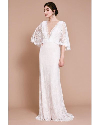 Tadashi Shoji Mina Lace Scallop Gown - White