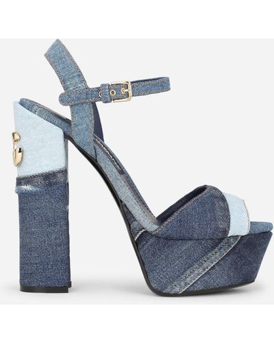 Dolce & Gabbana Sandales à talon bottier bleues en denim à plateforme et à patchwork