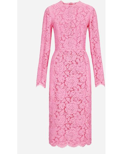 Dolce & Gabbana Robe fourreau en dentelle cordonnet florale à logo - Rose