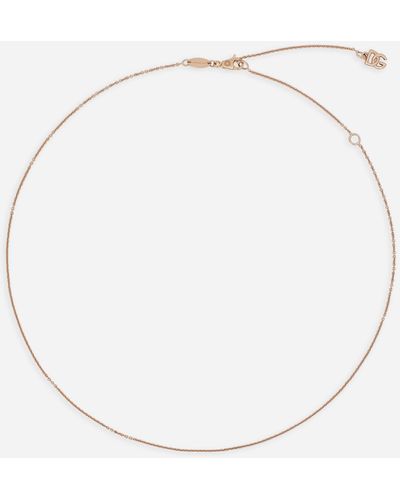 Dolce & Gabbana Collar de cadena de hilo retorcido Rainbow Alphabet en oro blanco de 18 kt