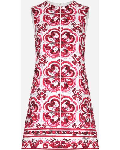Dolce & Gabbana Vestido corto de brocado con estampado Maiolica - Rojo