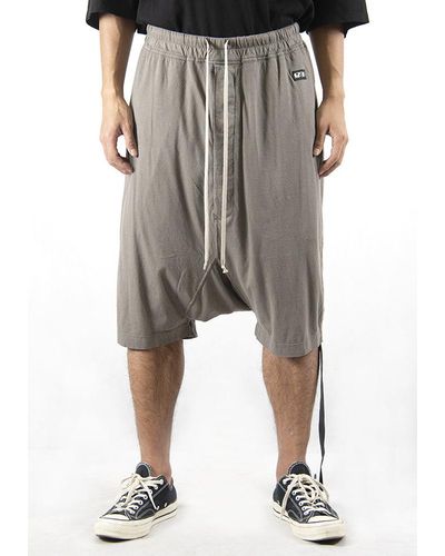 DRK SHDW SWINGER POD SHORTS | mtevino.ge