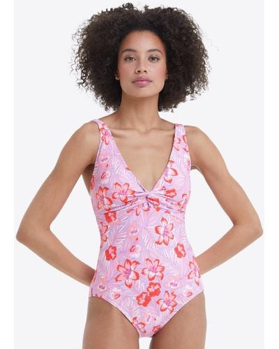 Draper James Twist Front One Piece Swimsuit In Floral Scallop - Pink