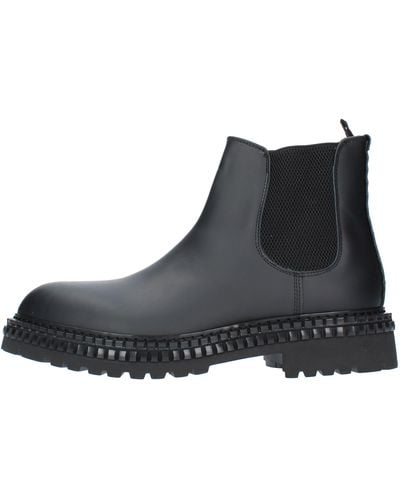 THE ANTIPODE Boots - Black