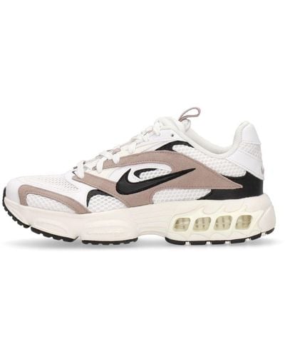 Nike Wmns Air Zoom Fire Low Shoe//Sail/Diffused Taupe - White