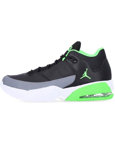 Nike Max Aura 3 Basketball Shoe - Green