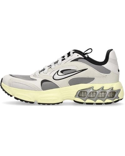 Nike Low Shoe W Zoom Air Fire Particle/Metallic - White