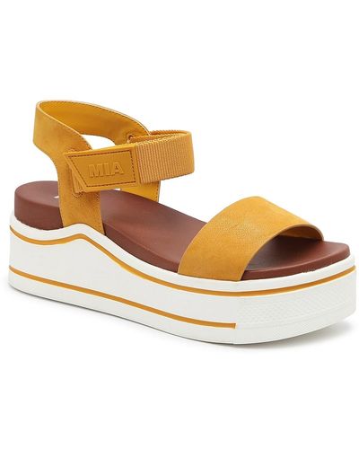 MIA Odelia Wedge Sandal - Yellow