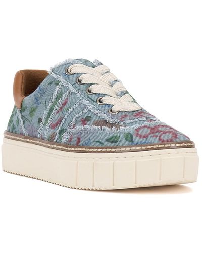 Vince Camuto Reilly Sneaker - Blue