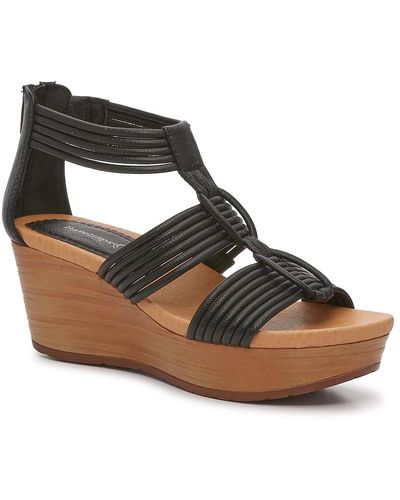 Bare traps tipton store wedge sandal