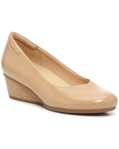 Dr. Scholls Be Ready Wedge Pump - Natural