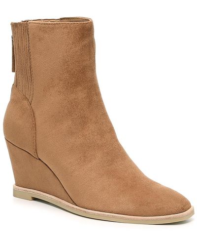 Dolce vita suede deals wedge booties