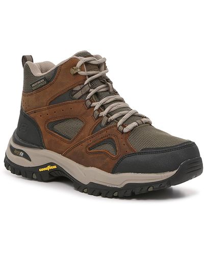 sketcher hiking boots