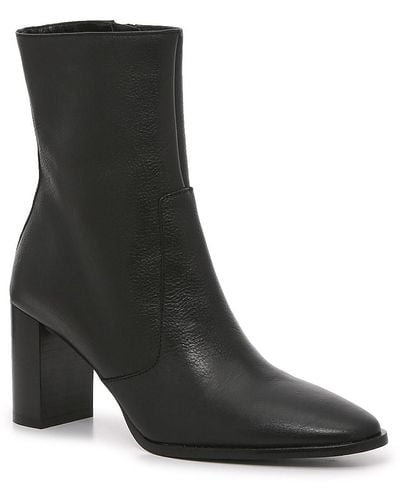 Coach and Four Silla Bootie - Black