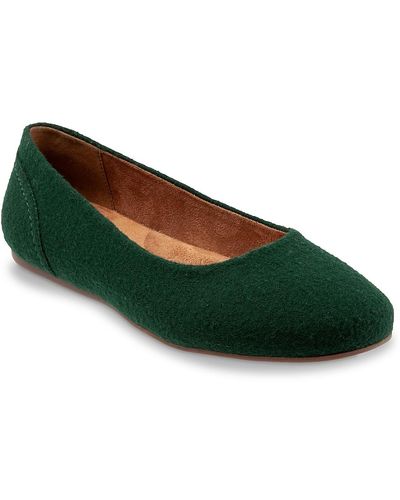 Green Softwalk Flats and flat shoes for Women | Lyst