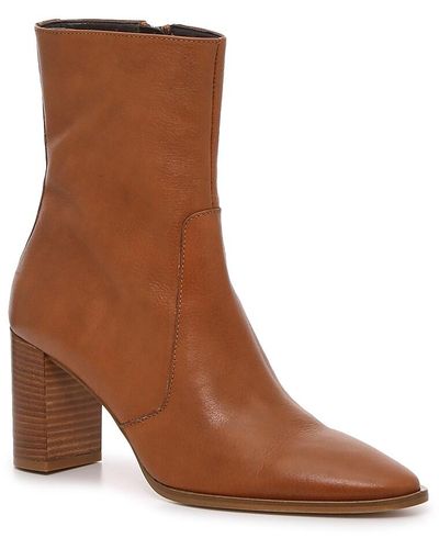 Coach and Four Silla Bootie - Brown