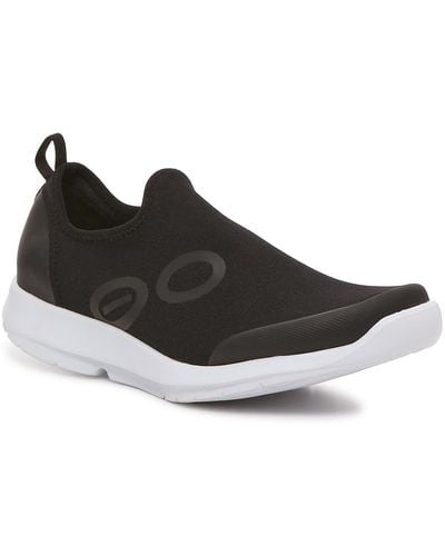 OOFOS Oomg Sport Slip-on Sneaker - Black