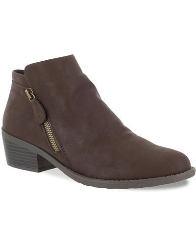 Easy Street Gusto Bootie - Brown