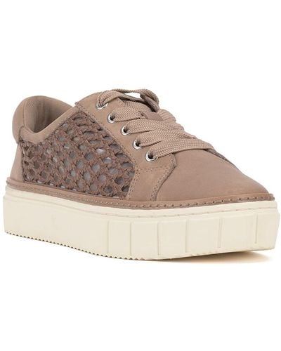 Vince camuto on sale women's sneakers