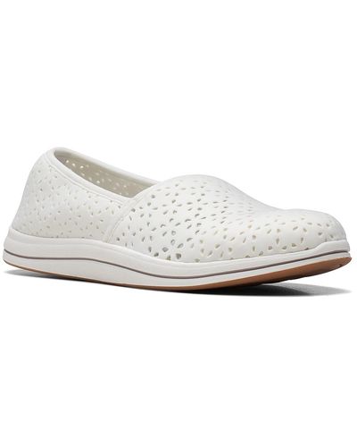 Clarks Cloudsteppers Breeze Emily Slip-on - White