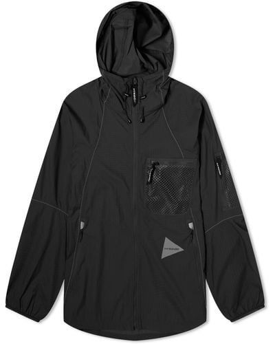 and wander Breathable Ripstop Hooded Jacket - Black