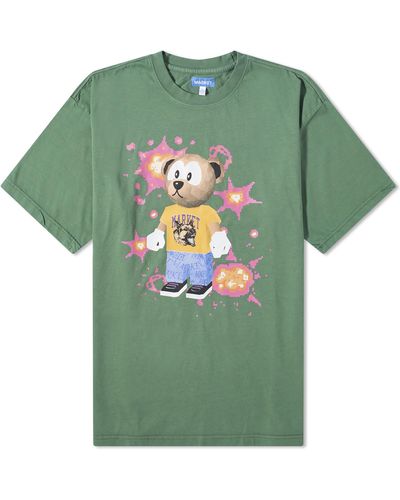 Market 32-Bit Bear T-Shirt - Green