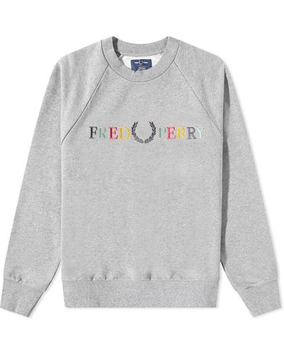 Fred Perry Embroidered Logo Crew Sweat - Gray