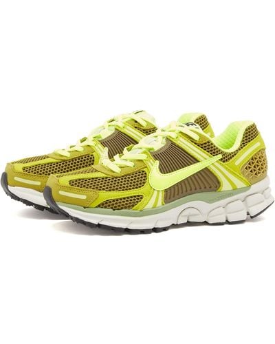 Nike W Zoom Vomero 5 Trainers - Yellow